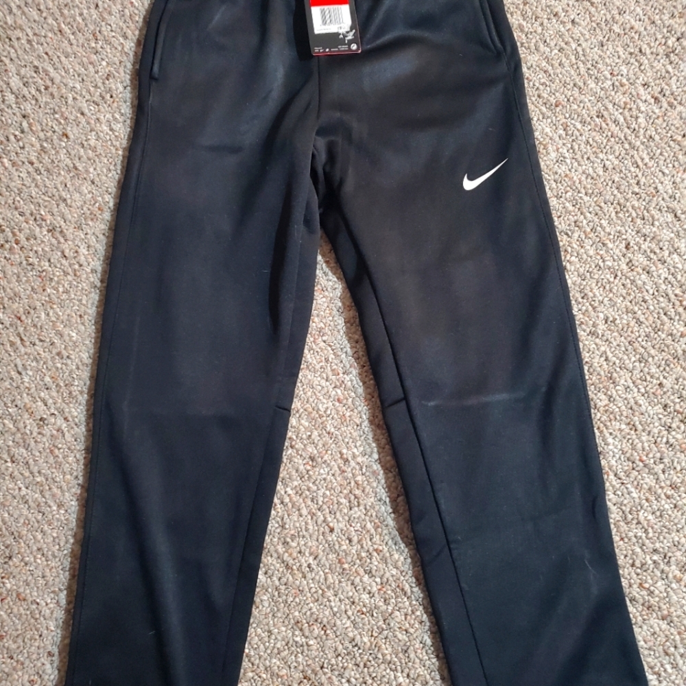 Boys Nike athletic pants